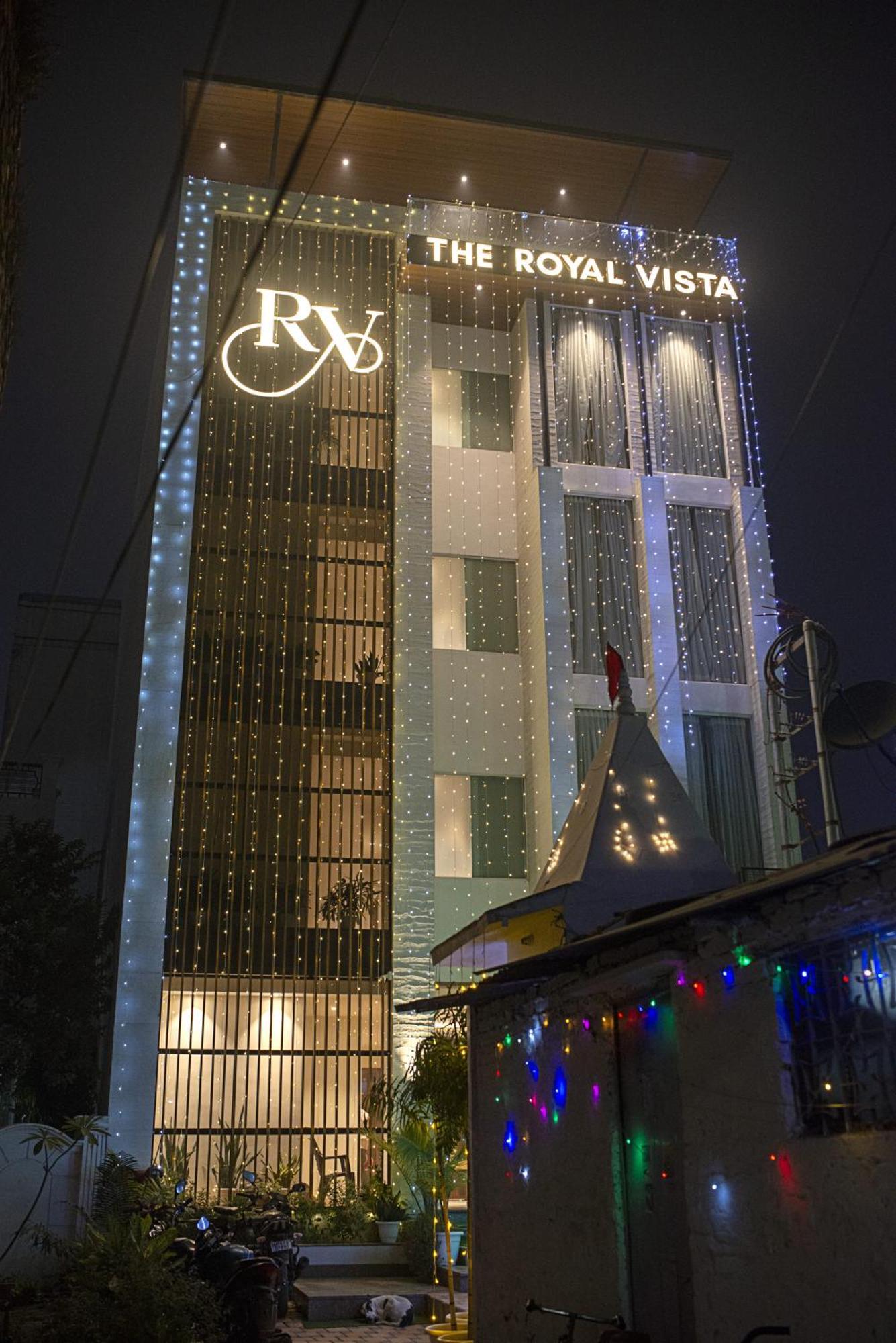 Hotel The Royal Vista Benares Buitenkant foto